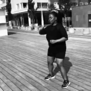 Expressieve dans: Adeola Hawna